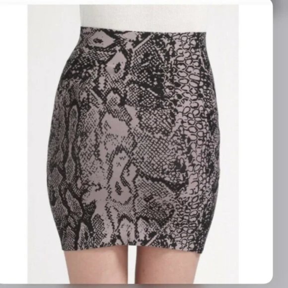 Bcbg bandage skirt - Picture 1 of 4